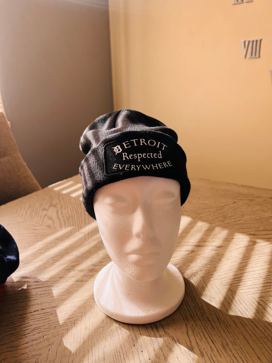 Black Half Moon w/ White Letters Skully